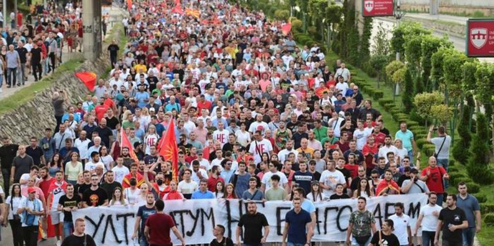 Propozimi francez shkon sot ne Kuvendin e Maqedonise, Opozita proteston